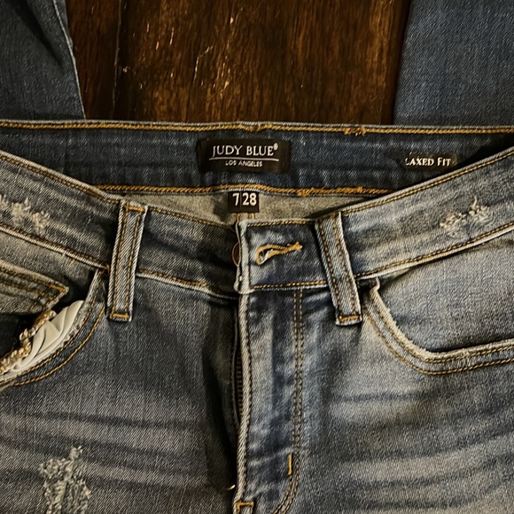 Judy Blue Jeans - Picture 3 of 5